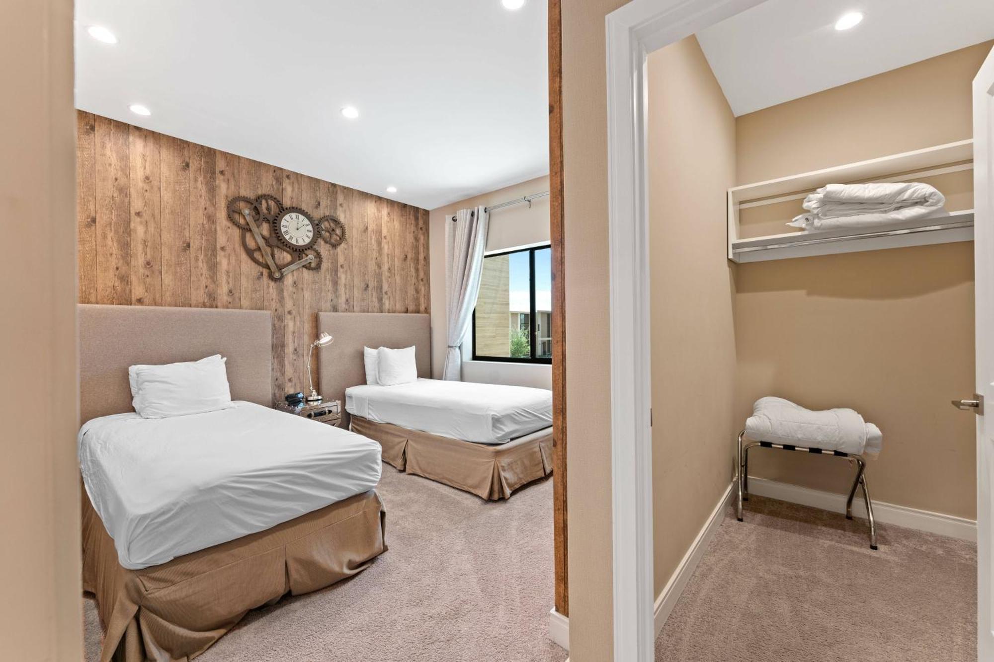 7564 Magic Village 3 Suites Jacuzzi Bbq 8 Min Disney ออร์ลันโด ภายนอก รูปภาพ